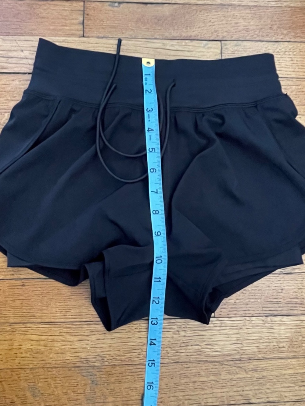 Vuori Daily Speed 2.5" 2-in-1 Running Shorts - Picture 5 of 10